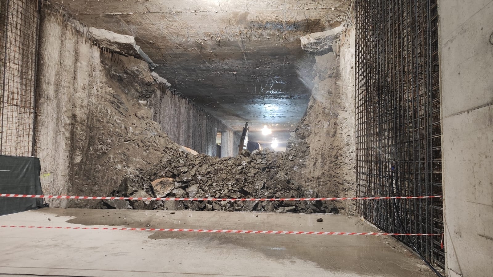 Abbattimento del diaframma galleria "Casalecchio"