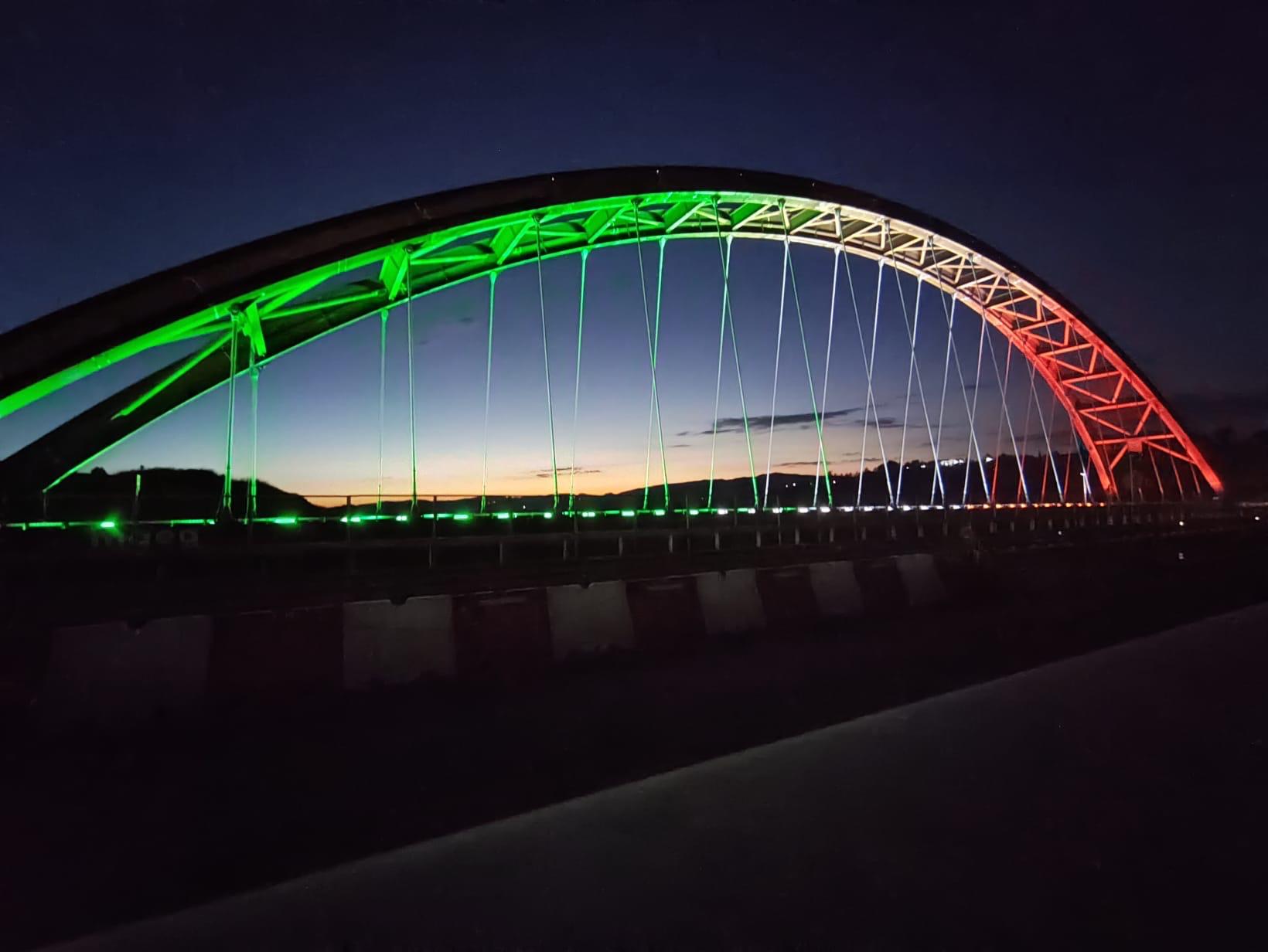 Ponte-Sangiuliano-Tricolore