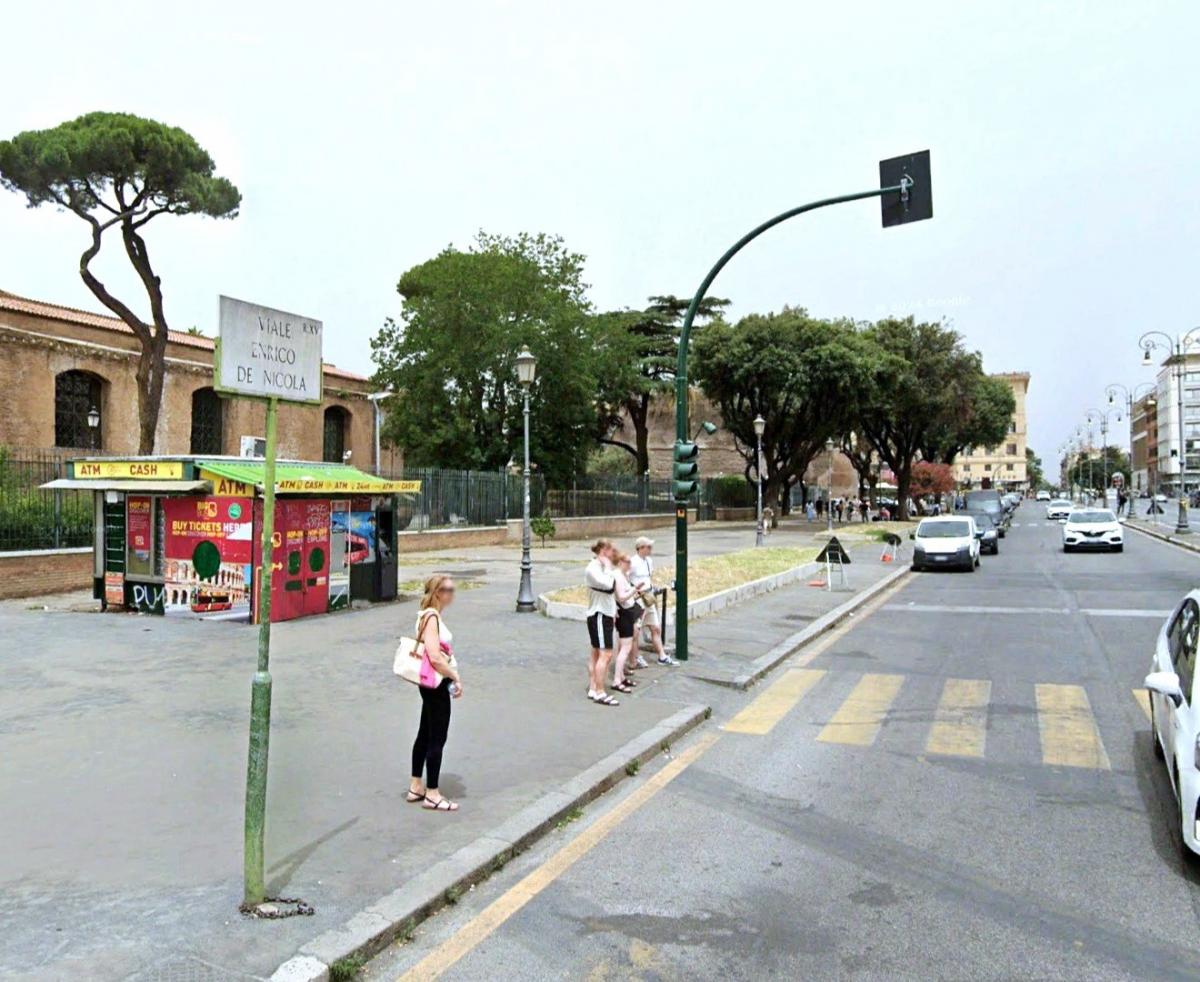 MARCIAPIEDE - VIA DE NICOLA