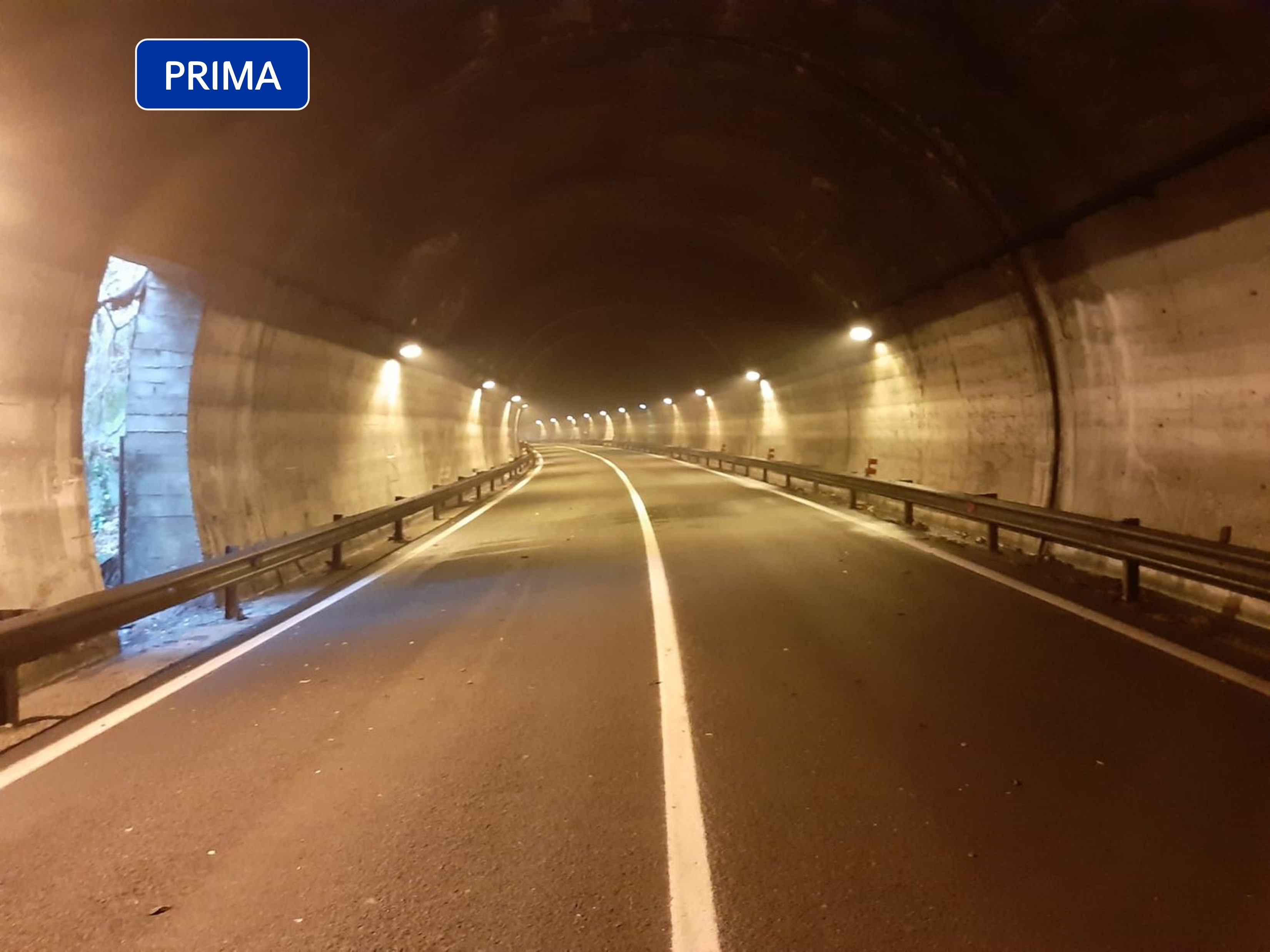 galleria prima dei lavori agli impianti di illuminazione