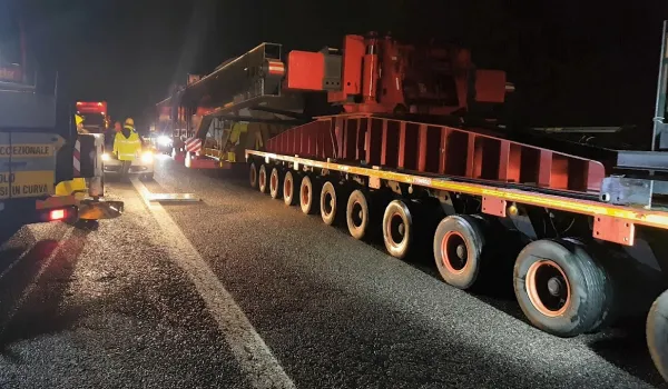 Cantiere stradale notturno