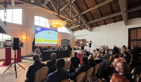 immagine dibattito pubblico