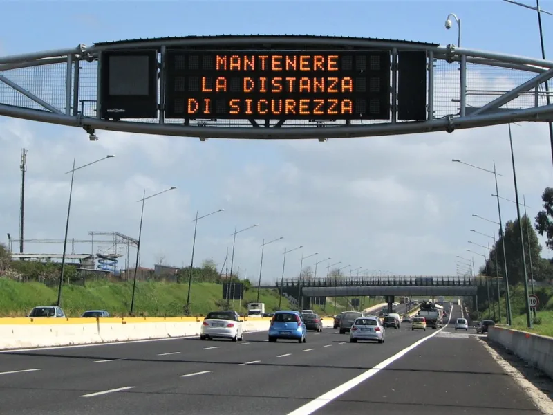 Pannello stradale a messaggio variabile