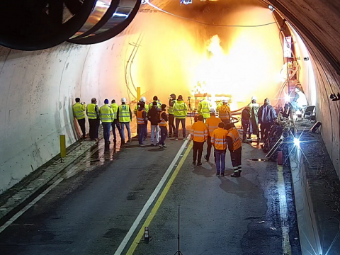 Anas - test antincendio in galleria Verta - SS229 del Lago d'Orta