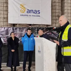 Abbattimento del diaframma galleria "Casalecchio"