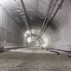 Ottobre 2025 - galleria di Tai di Cadore - rivestimento ovest